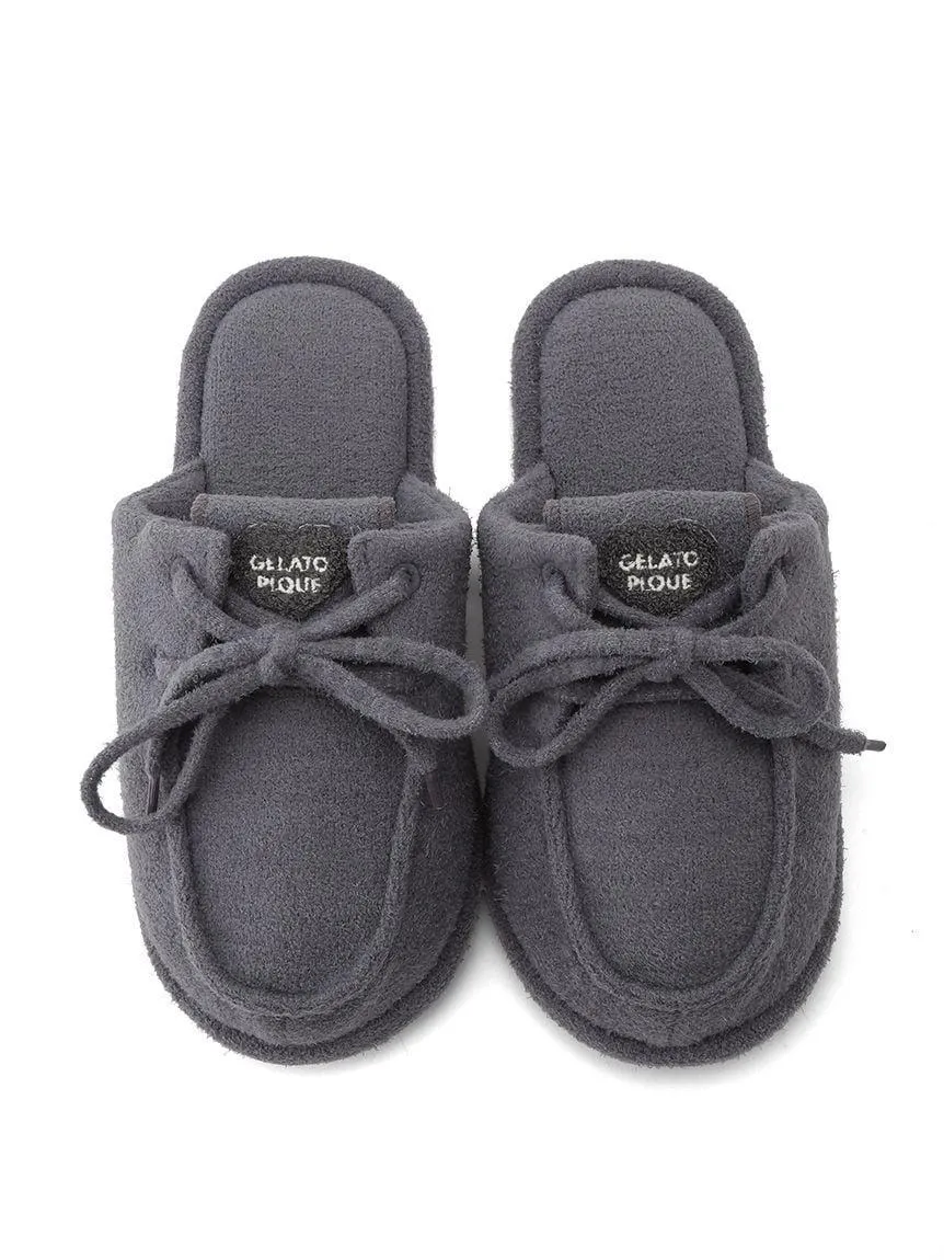 Men's Moccasin Room Shoes gallery 8