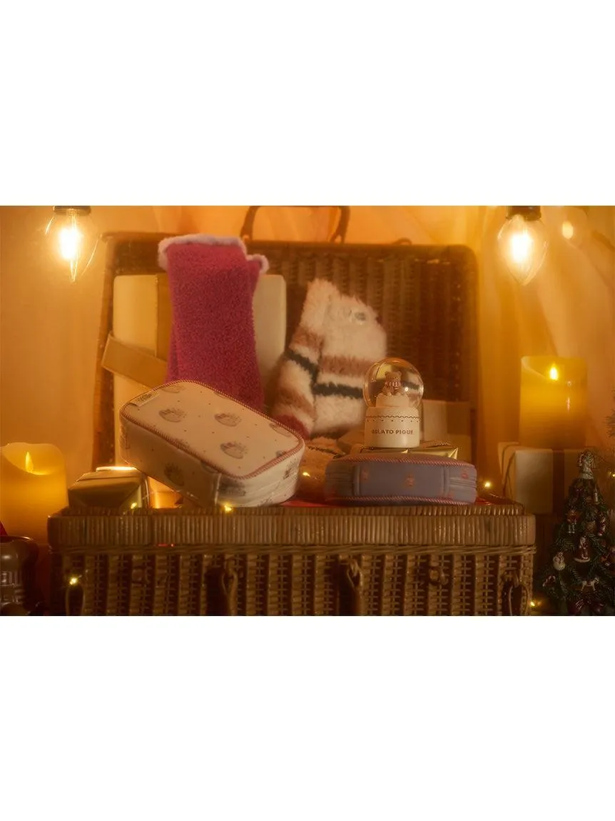 Oval Pouch gallery 2