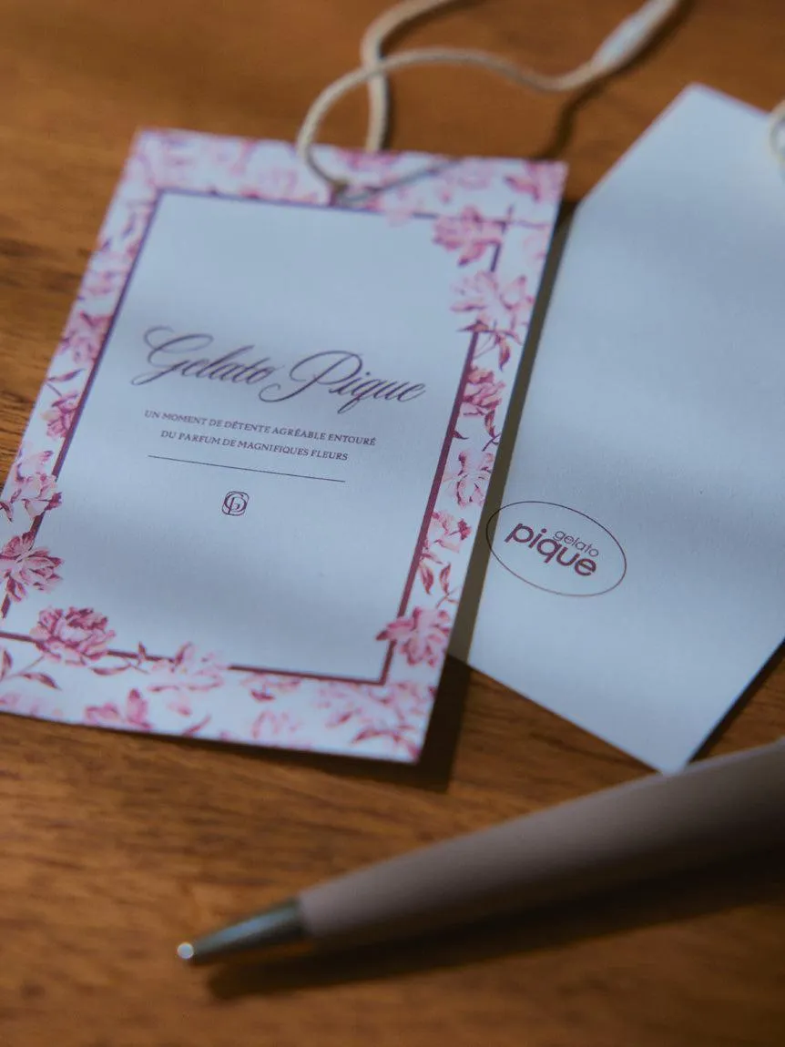 Rose Patterned Square Pouch gallery 9