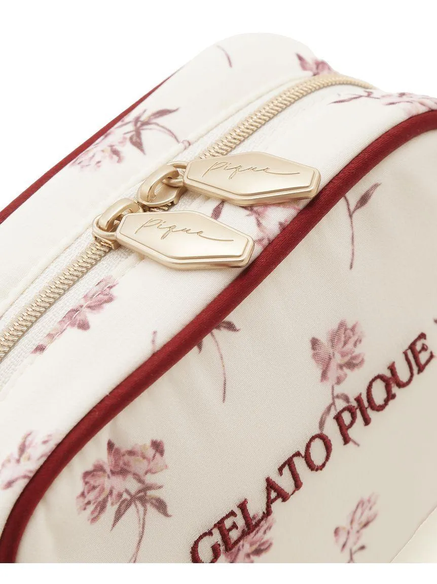 Rose Patterned Square Pouch gallery 3