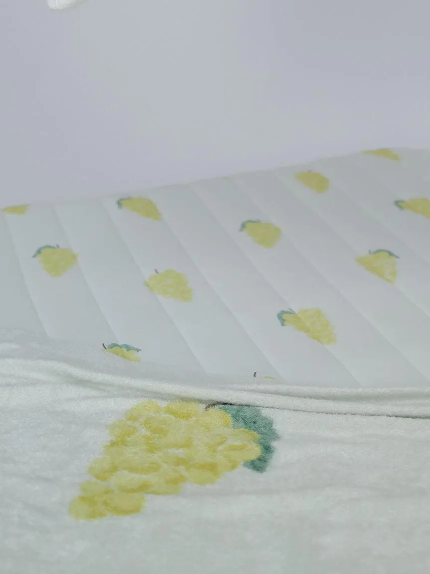 Smoothie Fruit Jacquard Half Blanket gallery 1