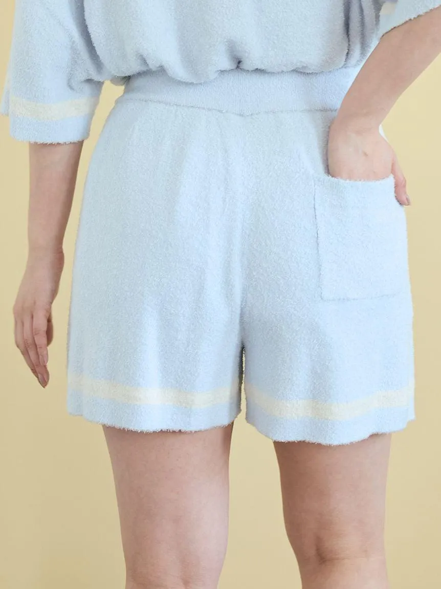 Smoothie Trim Line Short-sleeved Pullover & Shorts Set gallery 1